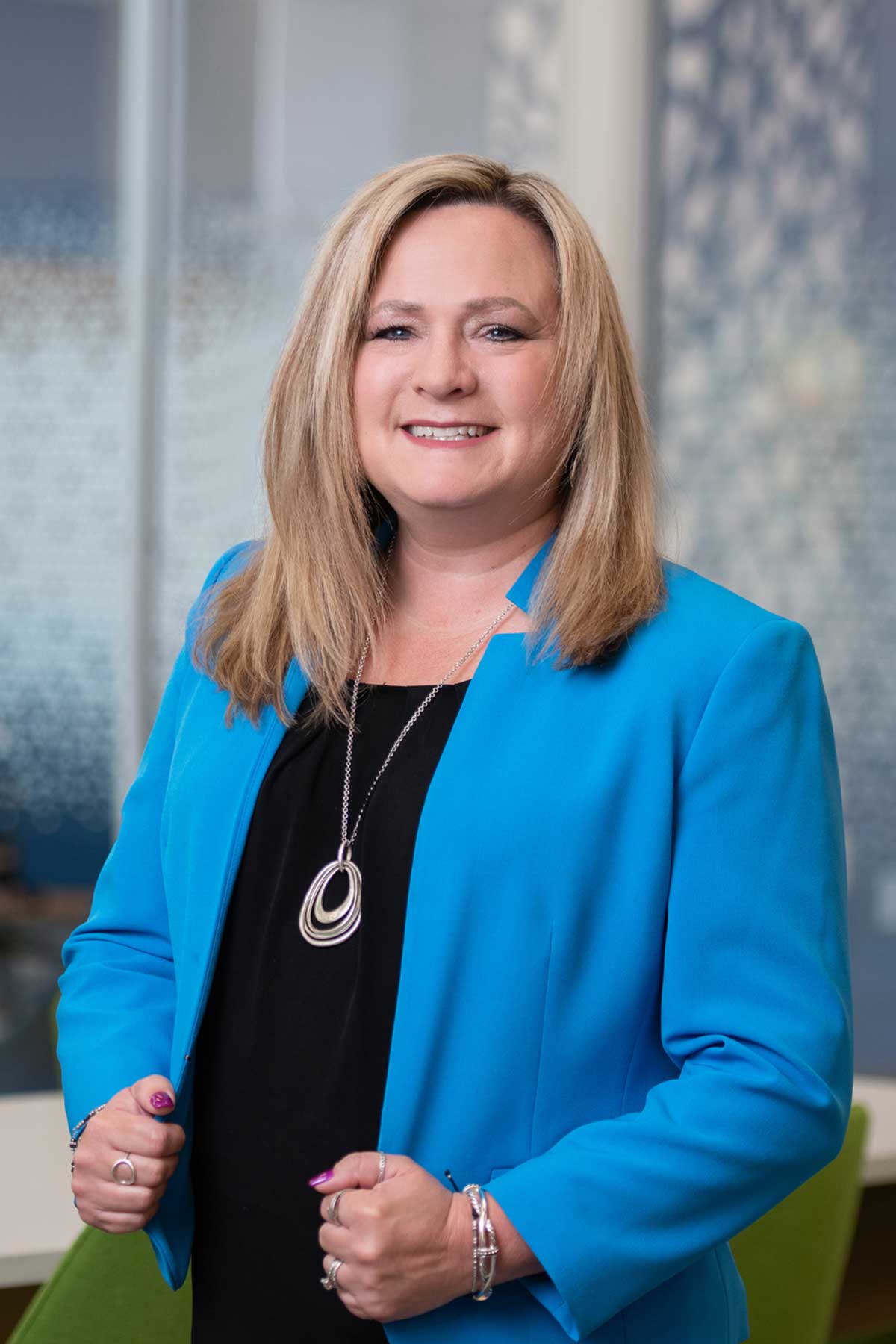 Betsy Yumlu 3331 Cropped Web