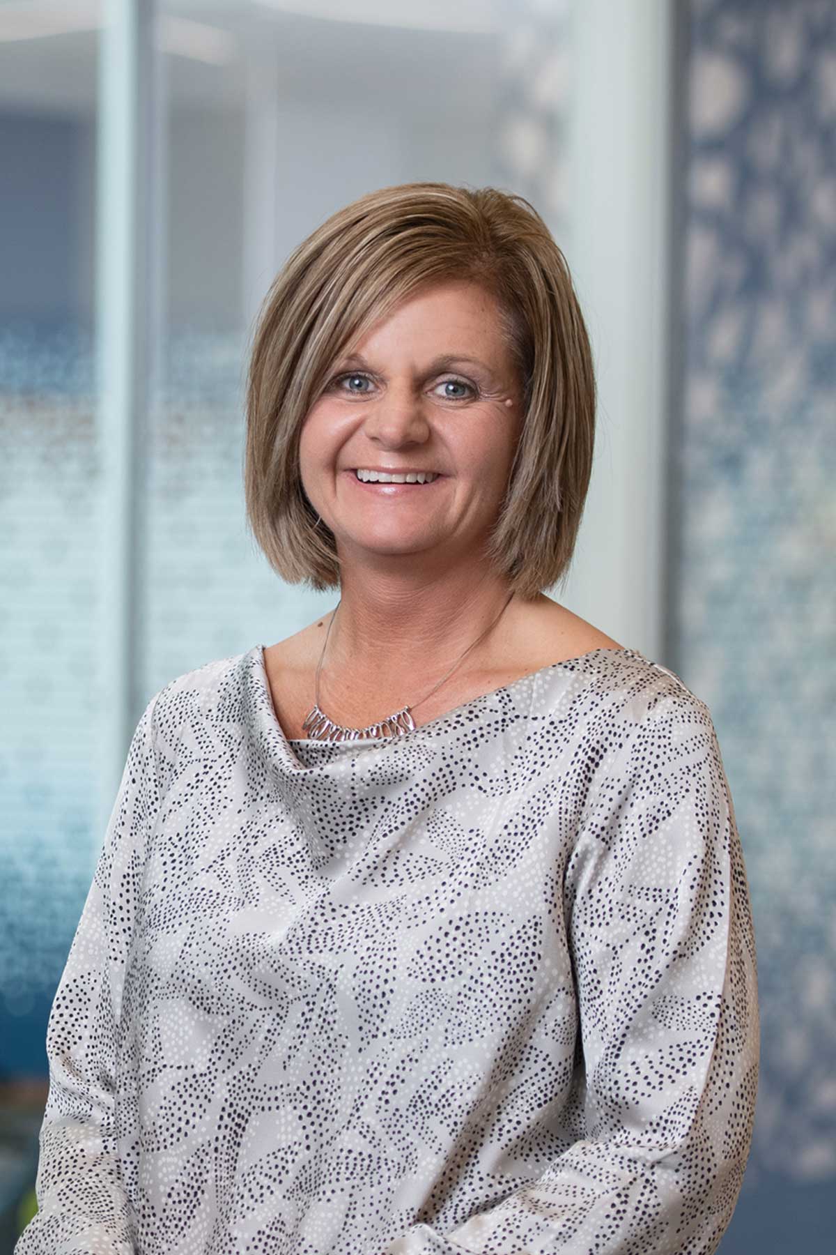 Dana Kaiserbrechbiel 3395 Cropped Web